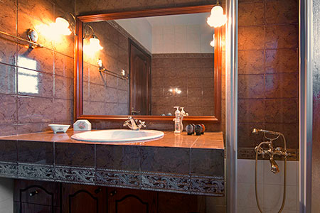 Villa Infinity Living Room Bathroom