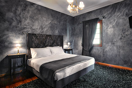 Villa Infinity Silver Room