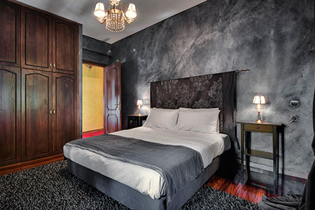 Villa Infinity Silver Room