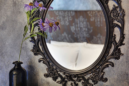Villa Infinity Silver Room